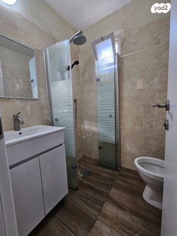 דירה, יצחק בן צבי 30, קרית חיים מזרחית, חיפה