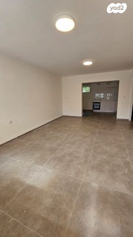 דירת גן, איריס, עין שרה, נהריה