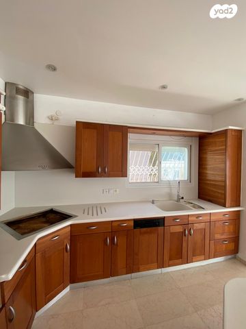 דירה, אילנות, כרמל מערבי, חיפה