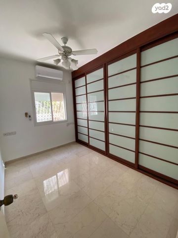 דירה, אילנות, כרמל מערבי, חיפה