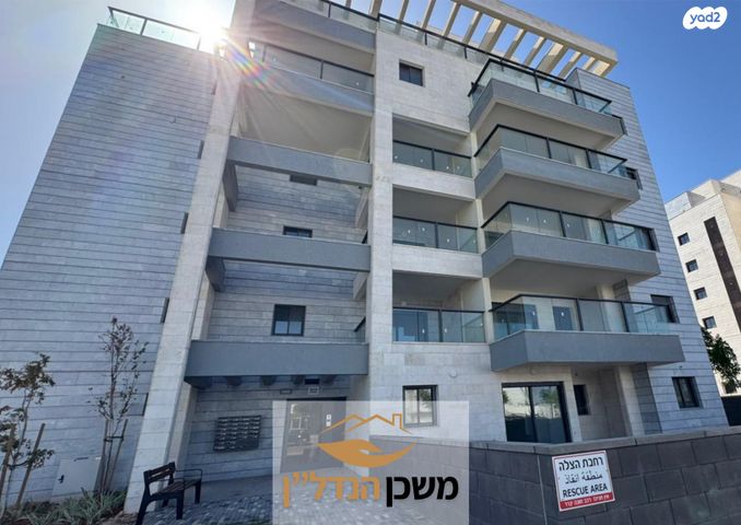 דירת גן, מאיר הר ציון, לוד