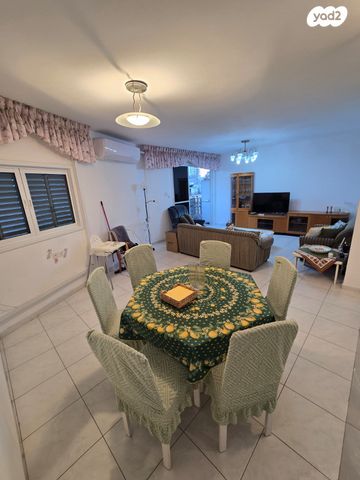 דירה, ארלוזורוב 44, רוטשילד עצמאות, בת ים