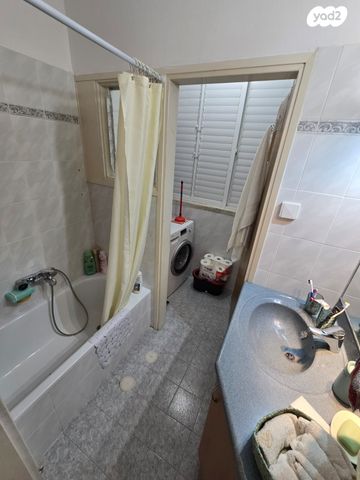 דירה, ארלוזורוב 44, רוטשילד עצמאות, בת ים