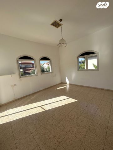 בית פרטי/ קוטג', ציפמן, לסטר/רבוצקי, רעננה