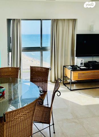 דירה, השונית, מרינה, הרצליה