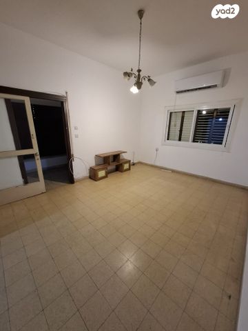 דירה, ביאליק, שכונת חשמונאים, מרכז העיר א, רמת גן