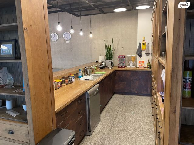 משרדים, בר כוכבא, אזור תעשיה צפון, בני ברק