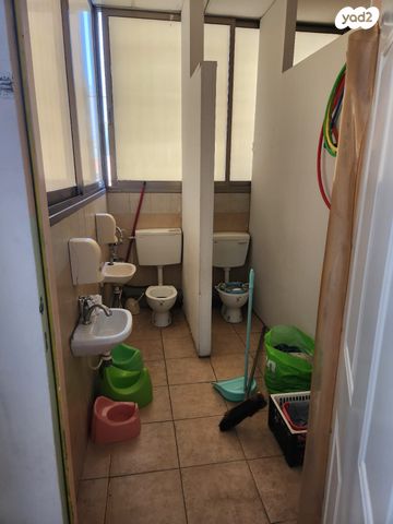 אולמות, אהרון קציר, לב המושבה / מרכז העיר, פתח תקווה