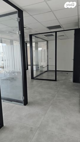 בניין משרדים, תל אביב יפו