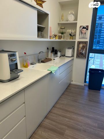 משרדים, הרצליה