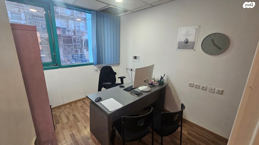 משרדים, יגאל אלון, נחלת יצחק, תל אביב יפו