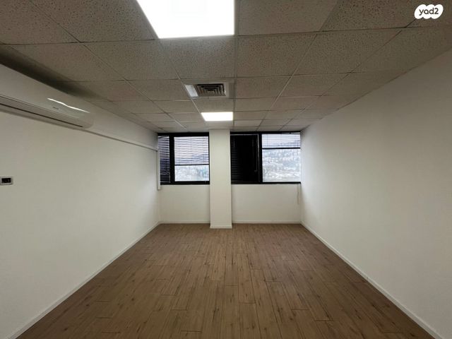 משרדים, חיפה