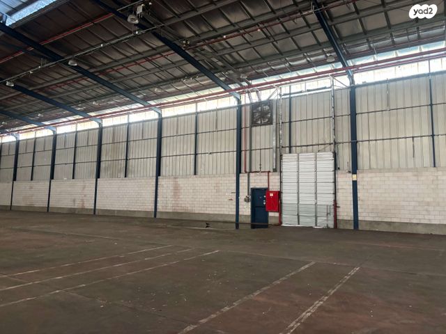 מחסנים, הרצליה