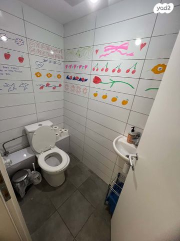 חנויות/ שטח מסחרי, החלוצים, פלורנטין, תל אביב יפו