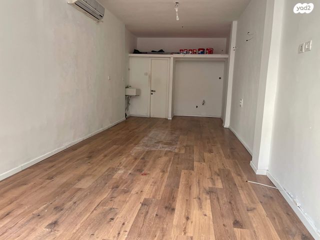 חנויות/ שטח מסחרי, סמטת הר גילה, שאר העיר, הוד השרון