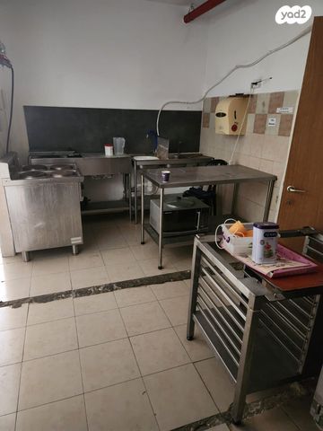 אולמות, אהרון קציר, לב המושבה / מרכז העיר, פתח תקווה