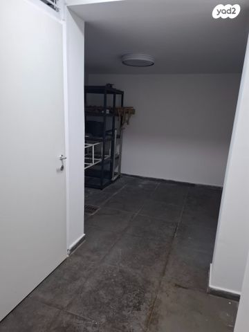 חנויות/ שטח מסחרי, ההגנה 4, רמת רבין, כרמיאל