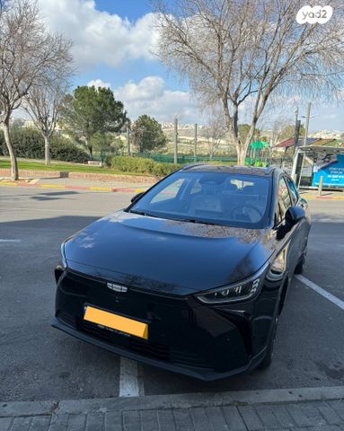 מודעת רכב ג׳ילי Geometry C