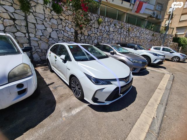 טויוטה קורולה