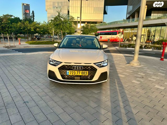 מודעת רכב אאודי A1