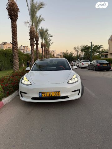 טסלה מודל 3