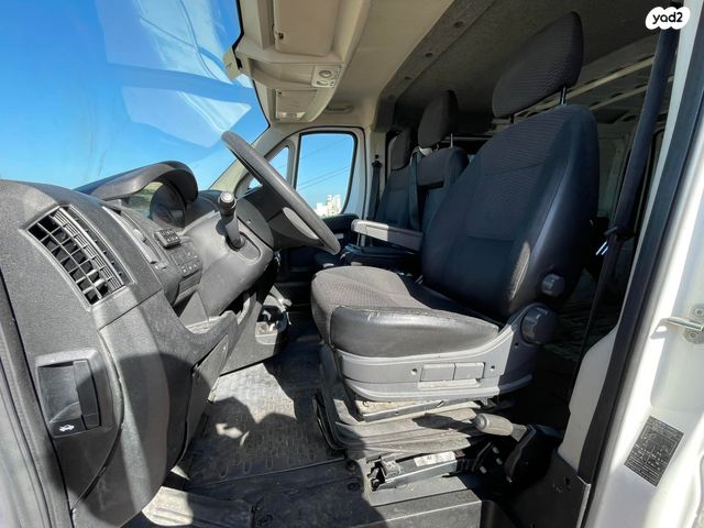 פיג'ו בוקסר