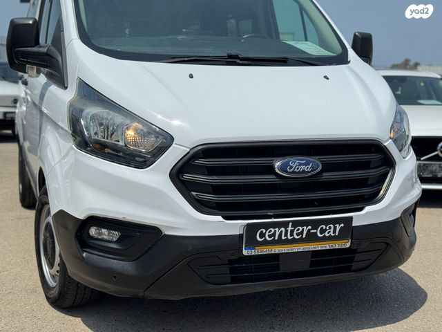 פורד טרנזיט קוסטום