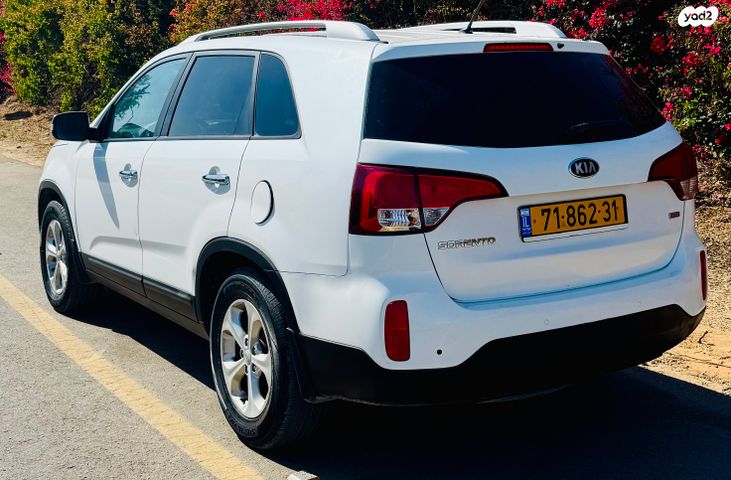 מודעת רכב קיה סורנטו