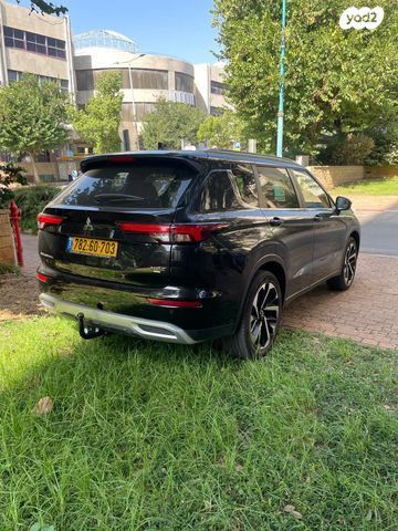 מיצובישי אאוטלנדר