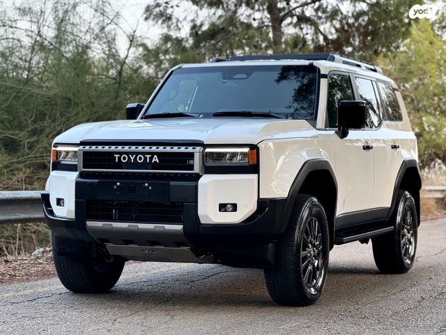 טויוטה לנד קרוזר