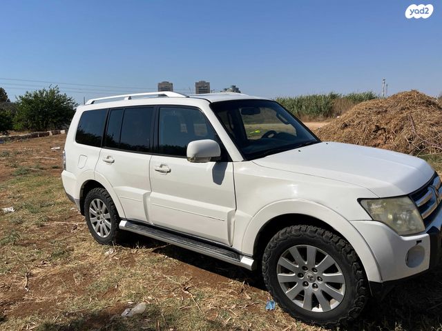 מיצובישי פג'רו