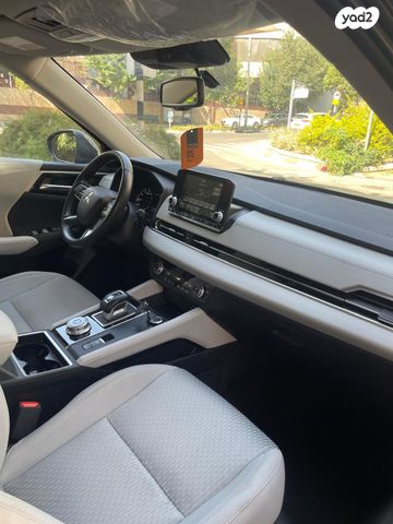 מיצובישי אאוטלנדר