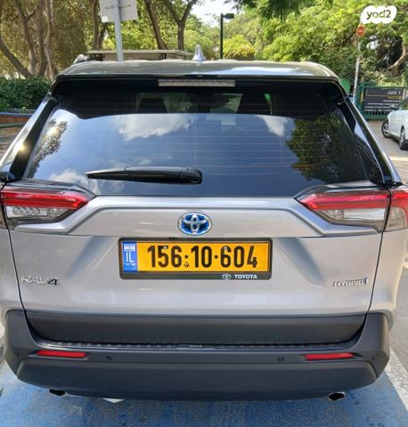 מודעת רכב טויוטה RAV4