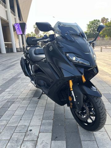 ימאהה TMAX 560 Tech