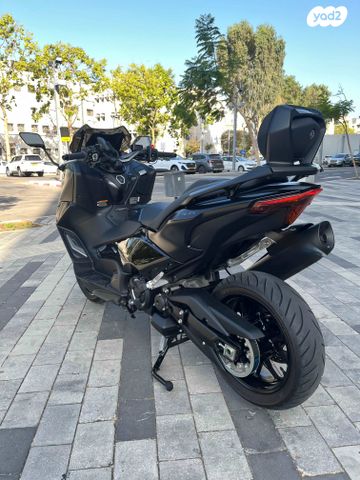 ימאהה TMAX 560 Tech
