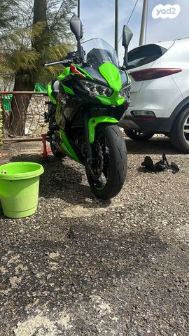 קאוואסאקי נינג'ה 650