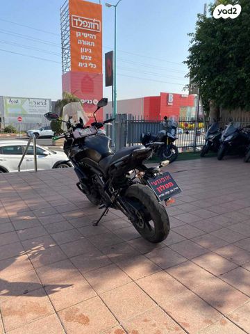 קאוואסאקי Versys 650