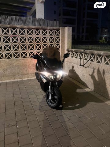 פיאג'ו X-Evo 250