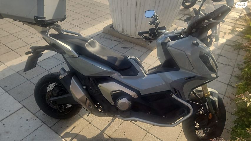 הונדה X-ADV750