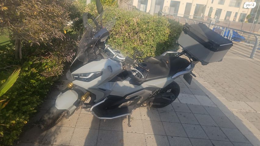 מודעת רכב הונדה X-ADV750