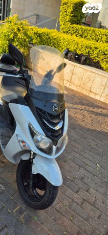 סאן יאנג ג'וי רייד 200