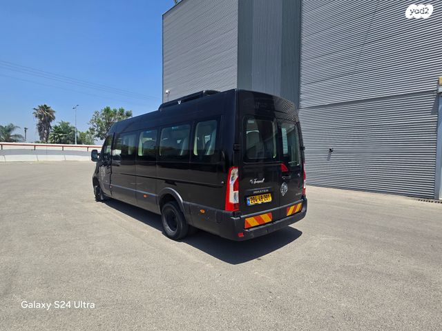 מיניבוסים ורכבי הסעות