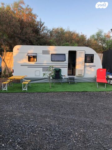 מודעת רכב נגרר (קראוון נגרר)