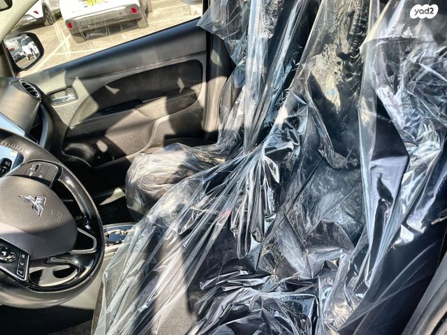 מיצובישי ספייס סטאר