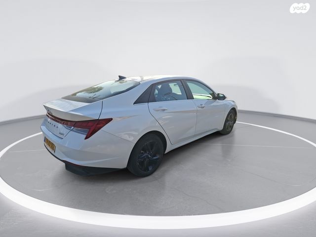 יונדאי אלנטרה