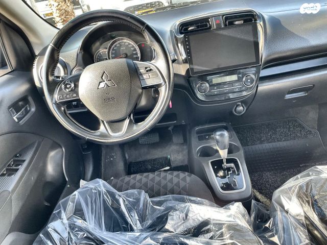 מיצובישי ספייס סטאר