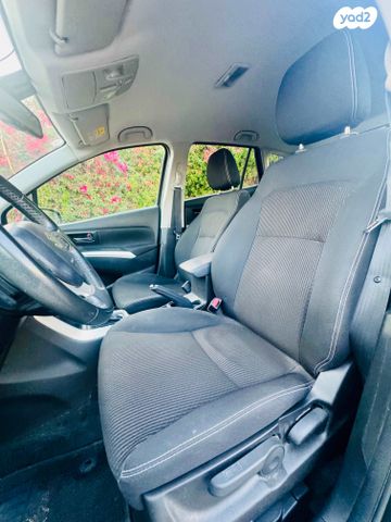 סוזוקי קרוסאובר