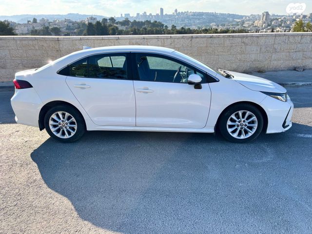 מודעת רכב טויוטה קורולה 2