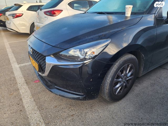 מודעת רכב מאזדה 2