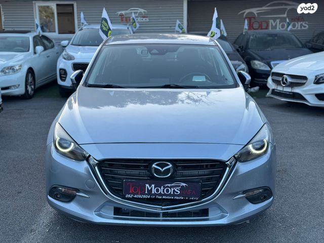 מודעת רכב מאזדה 3